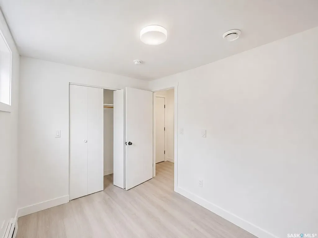2100 Edgar Street Regina SK S4N 3K7