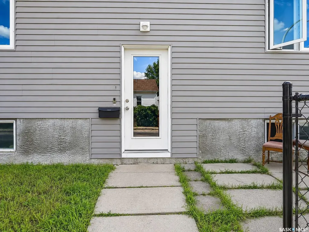 2100 Edgar Street Regina SK S4N 3K7