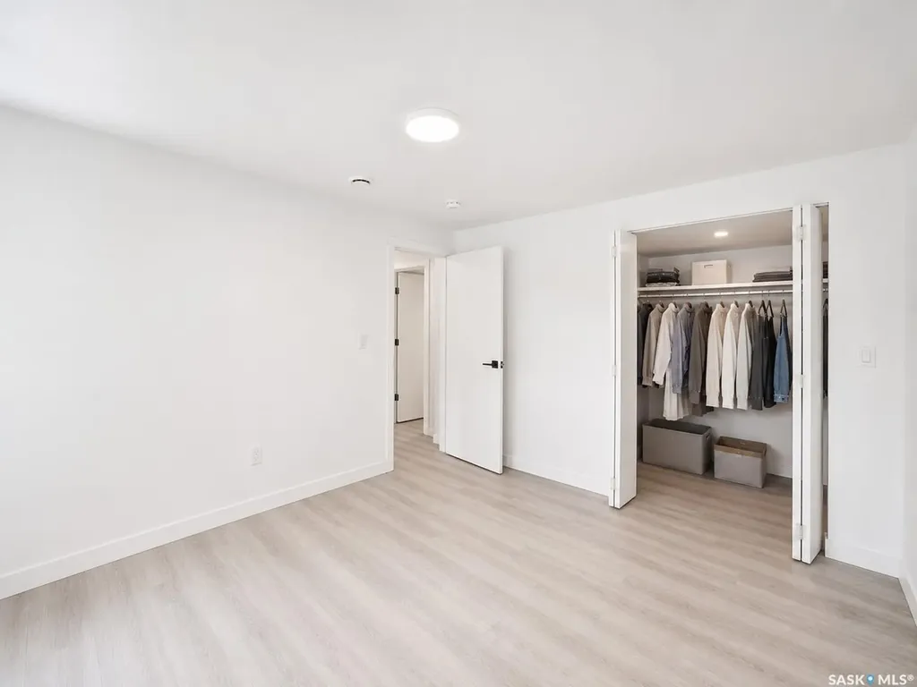 2100 Edgar Street Regina SK S4N 3K7