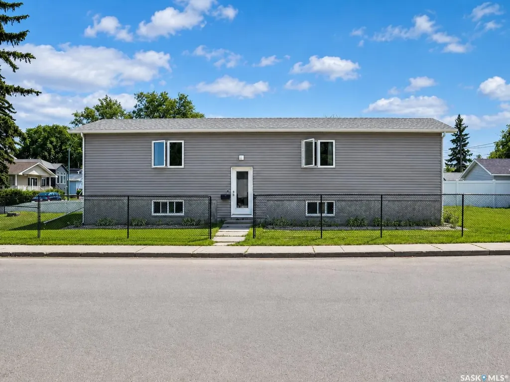 2100 Edgar Street Regina SK S4N 3K7