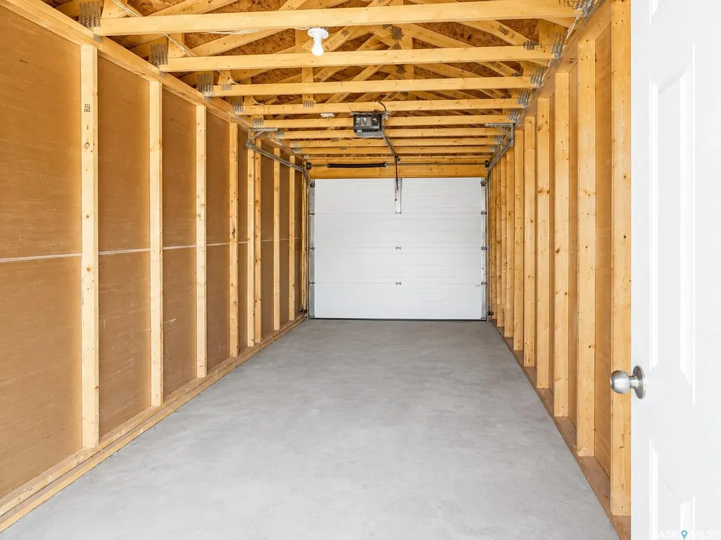 2100 Edgar Street Regina SK S4N 3K7