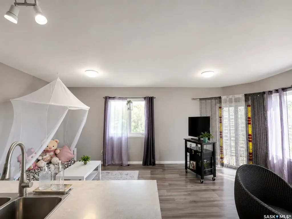 2100 Edgar Street Regina SK S4N 3K7