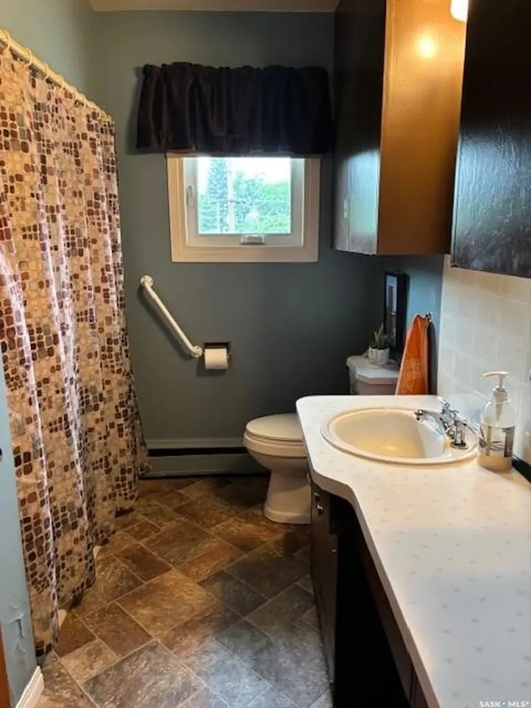 1009 Main Street Canora SK S0A 0L0