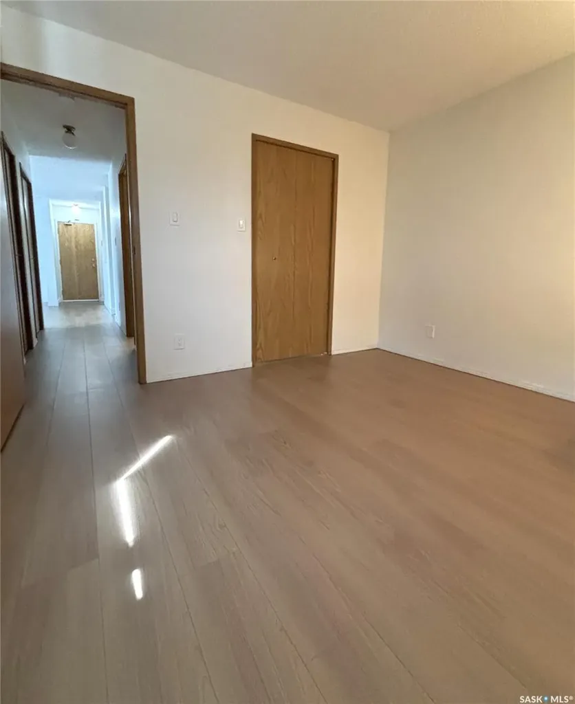 385 Kingsmere Boulevard Saskatoon SK S7J 4J6