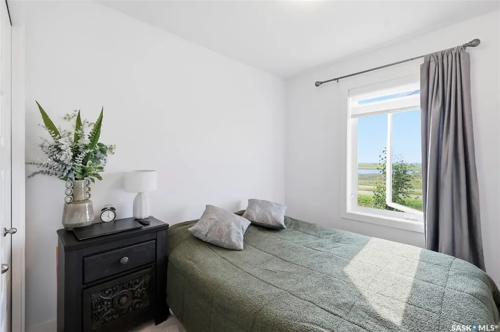 510 Kloppenburg Crescent Saskatoon SK S7W 0X8