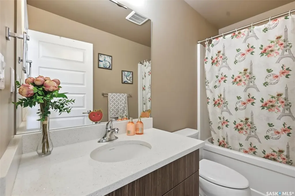 510 Kloppenburg Crescent Saskatoon SK S7W 0X8