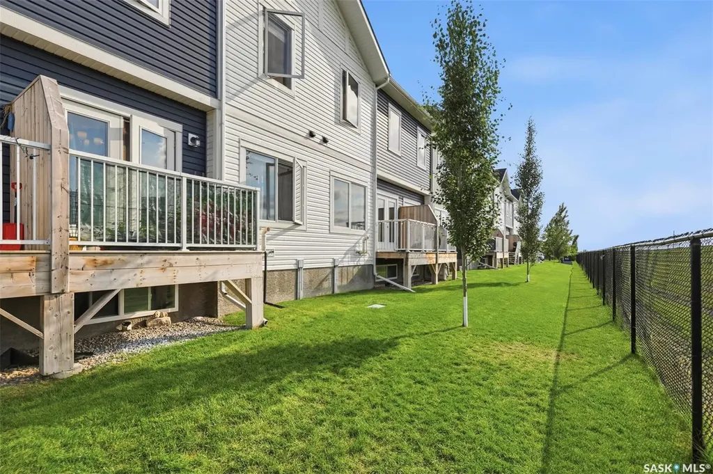 510 Kloppenburg Crescent Saskatoon SK S7W 0X8