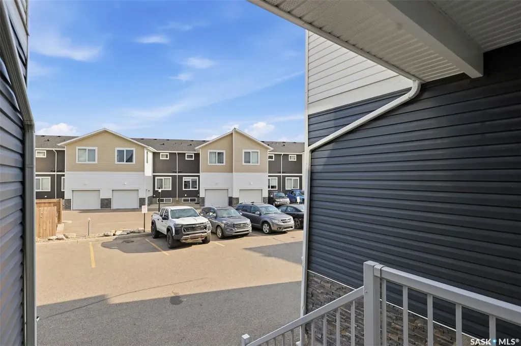 510 Kloppenburg Crescent Saskatoon SK S7W 0X8