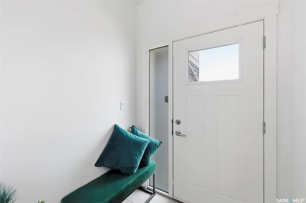 510 Kloppenburg Crescent Saskatoon SK S7W 0X8