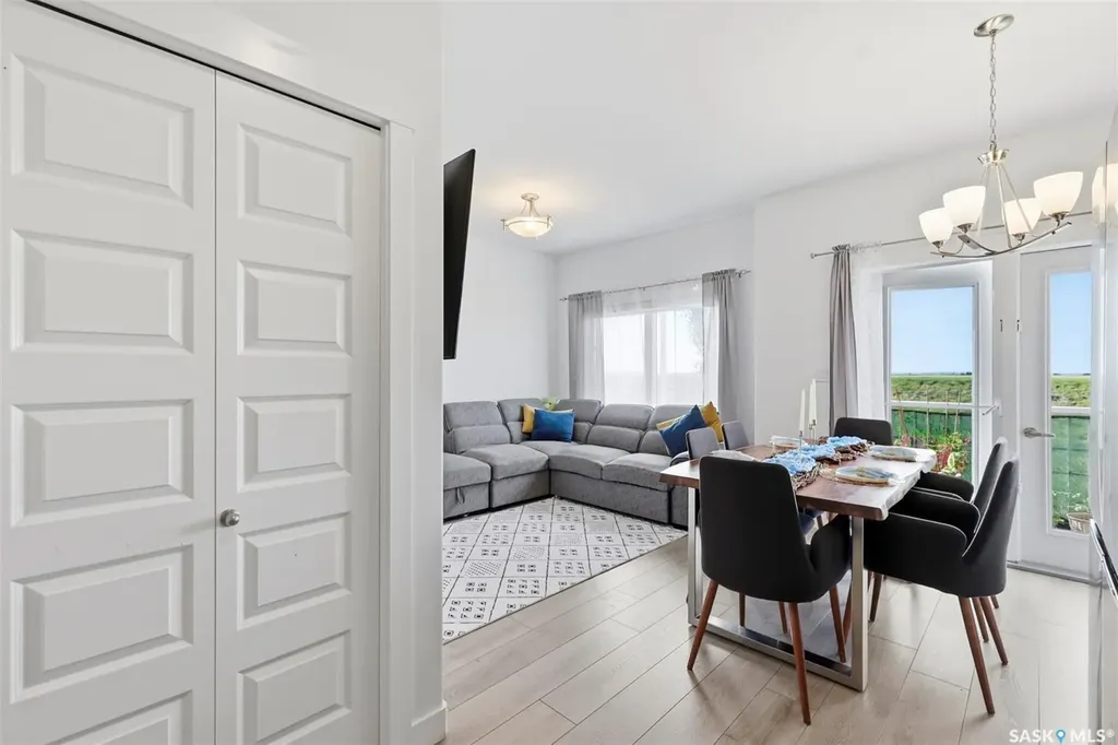 510 Kloppenburg Crescent Saskatoon SK S7W 0X8