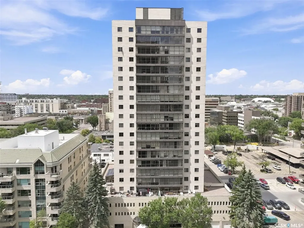 315 5th Avenue N Saskatoon SK S7K 5Z8