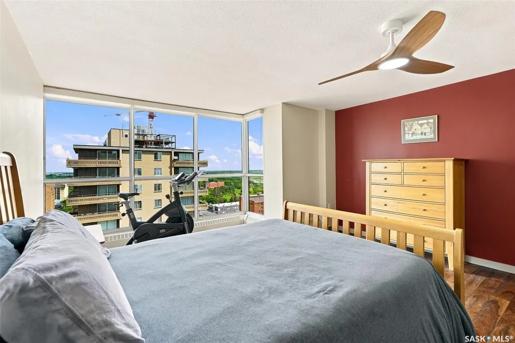 315 5th Avenue N Saskatoon SK S7K 5Z8