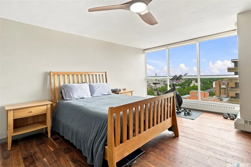 315 5th Avenue N Saskatoon SK S7K 5Z8