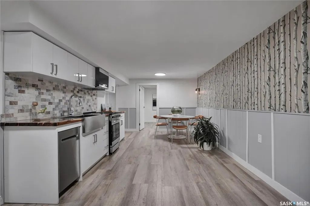 2945 Preston Avenue S Saskatoon SK S7J 2G8
