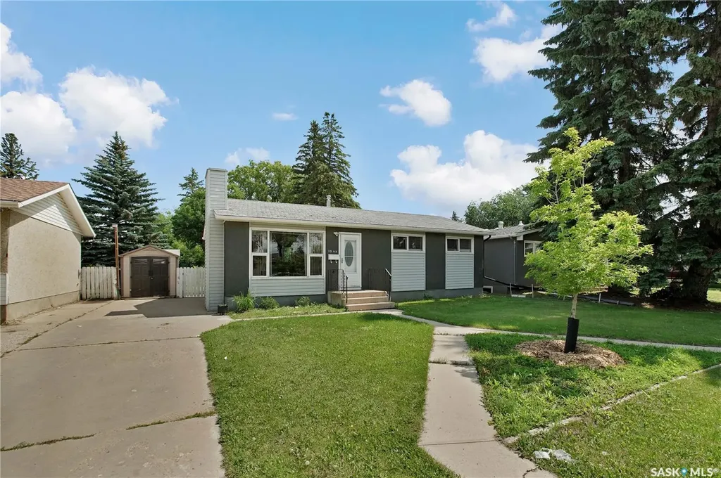 2945 Preston Avenue S Saskatoon SK S7J 2G8
