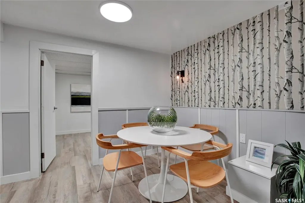 2945 Preston Avenue S Saskatoon SK S7J 2G8