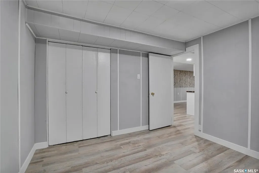 2945 Preston Avenue S Saskatoon SK S7J 2G8