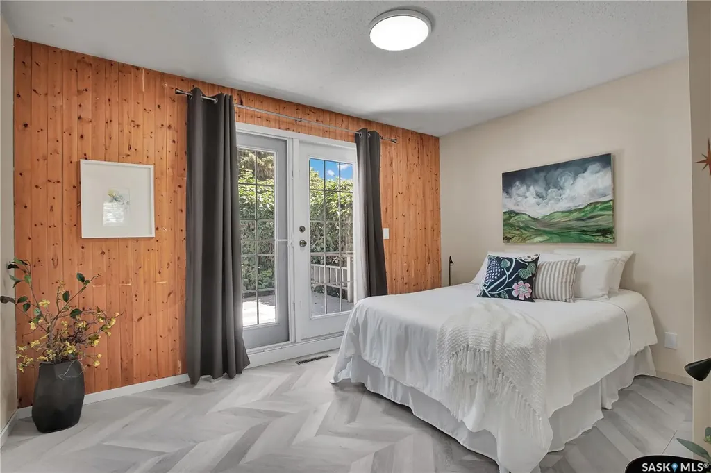2945 Preston Avenue S Saskatoon SK S7J 2G8