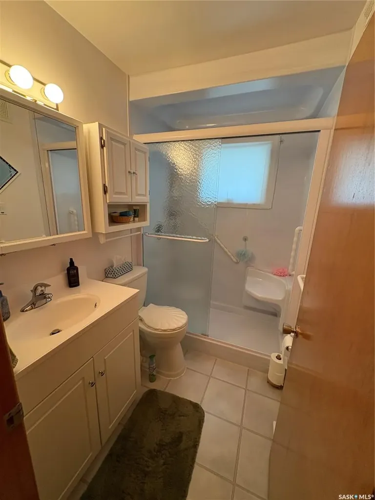 206 March Avenue E Langenburg SK S0A 2A0