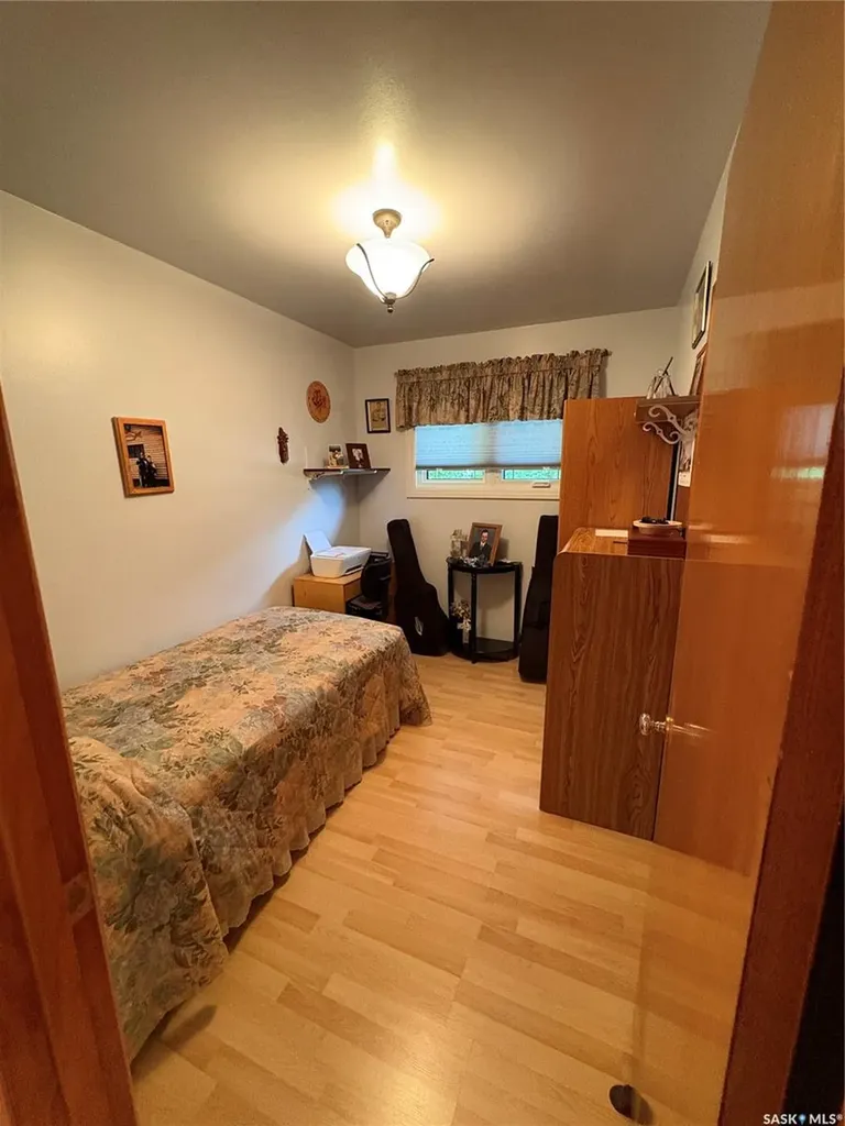 206 March Avenue E Langenburg SK S0A 2A0