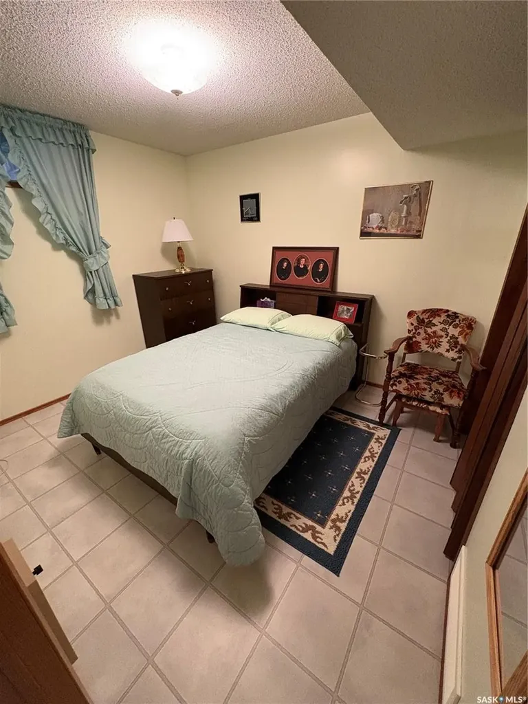 206 March Avenue E Langenburg SK S0A 2A0