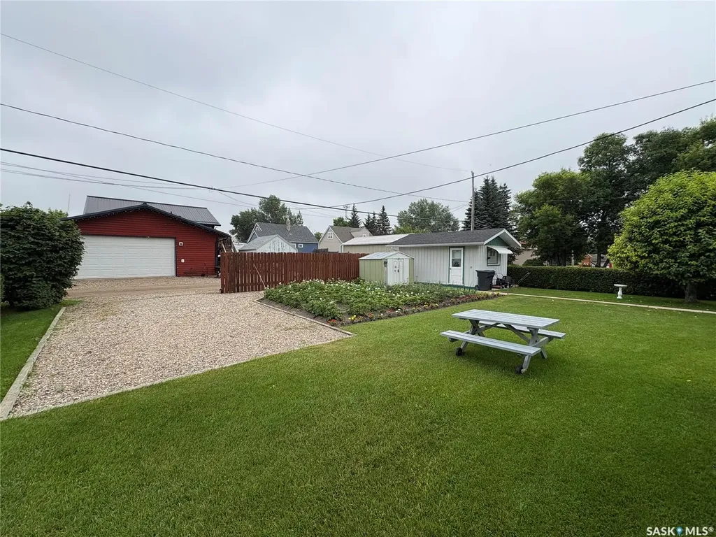 206 March Avenue E Langenburg SK S0A 2A0