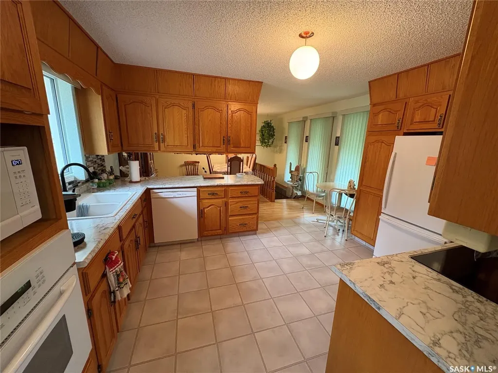 206 March Avenue E Langenburg SK S0A 2A0