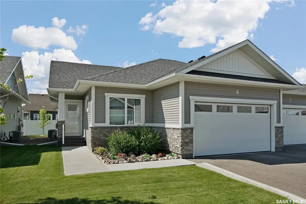 437 Palmer Crescent Warman SK S0K 4S1