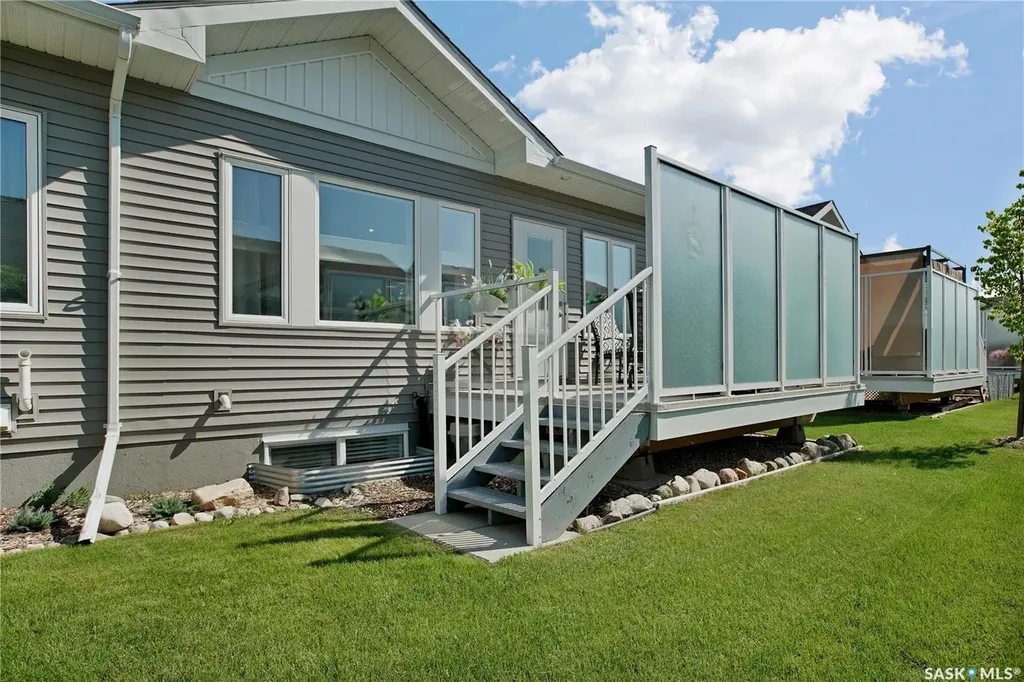 437 Palmer Crescent Warman SK S0K 4S1