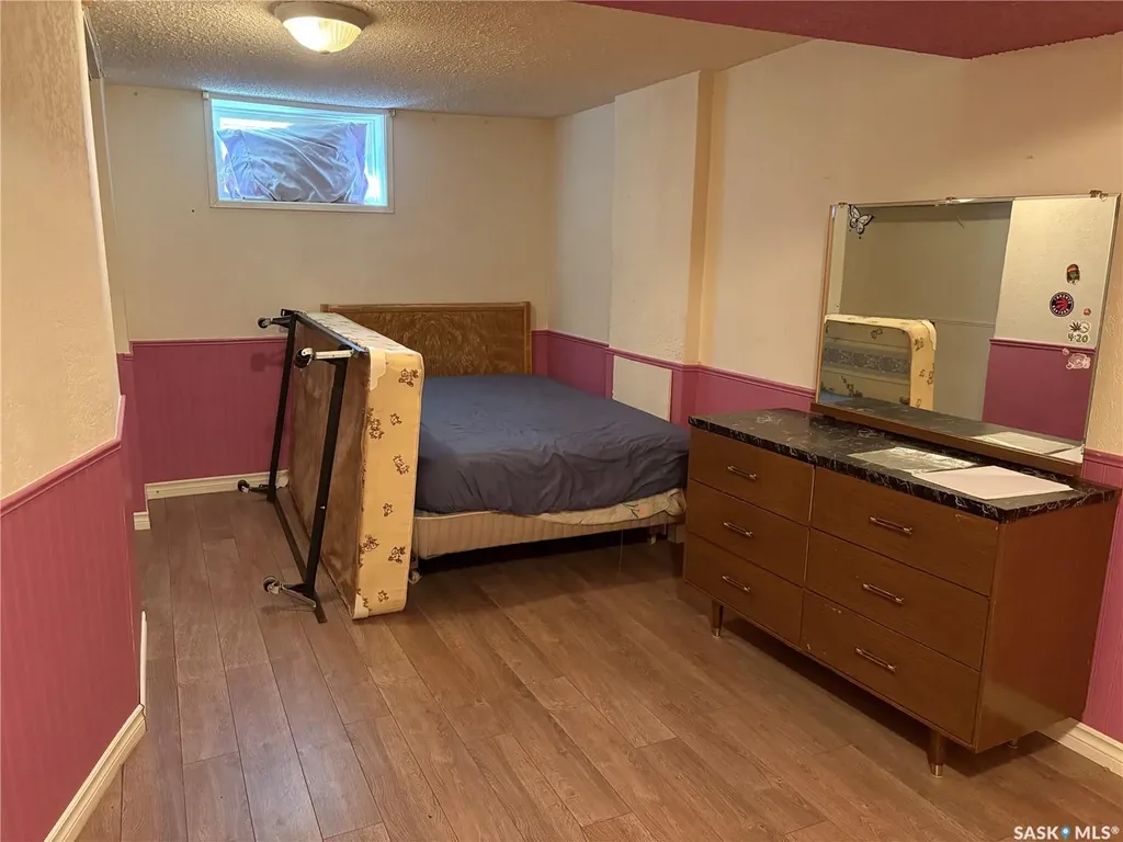 561 18th Street E Prince Albert SK S6V 1H8