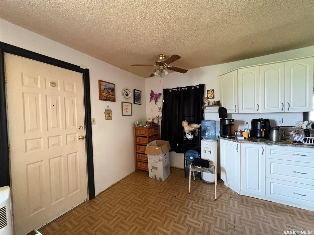 561 18th Street E Prince Albert SK S6V 1H8