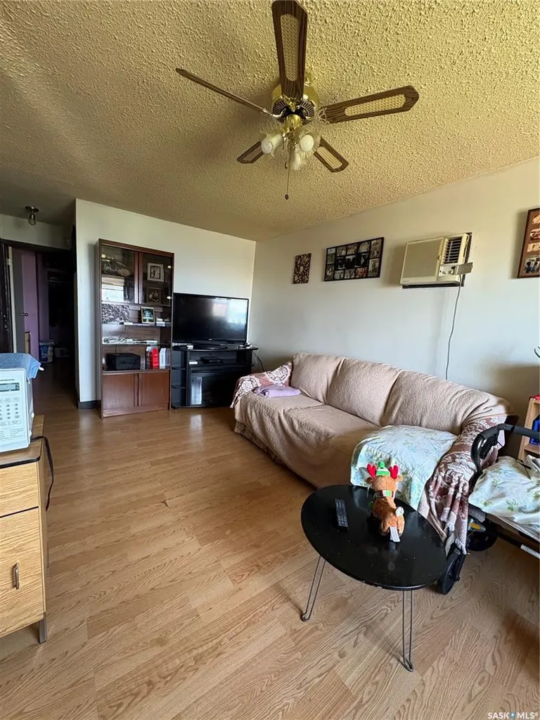 561 18th Street E Prince Albert SK S6V 1H8