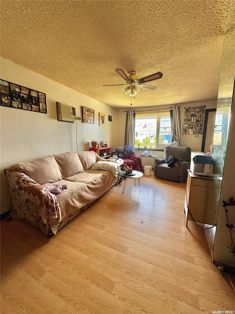 561 18th Street E Prince Albert SK S6V 1H8
