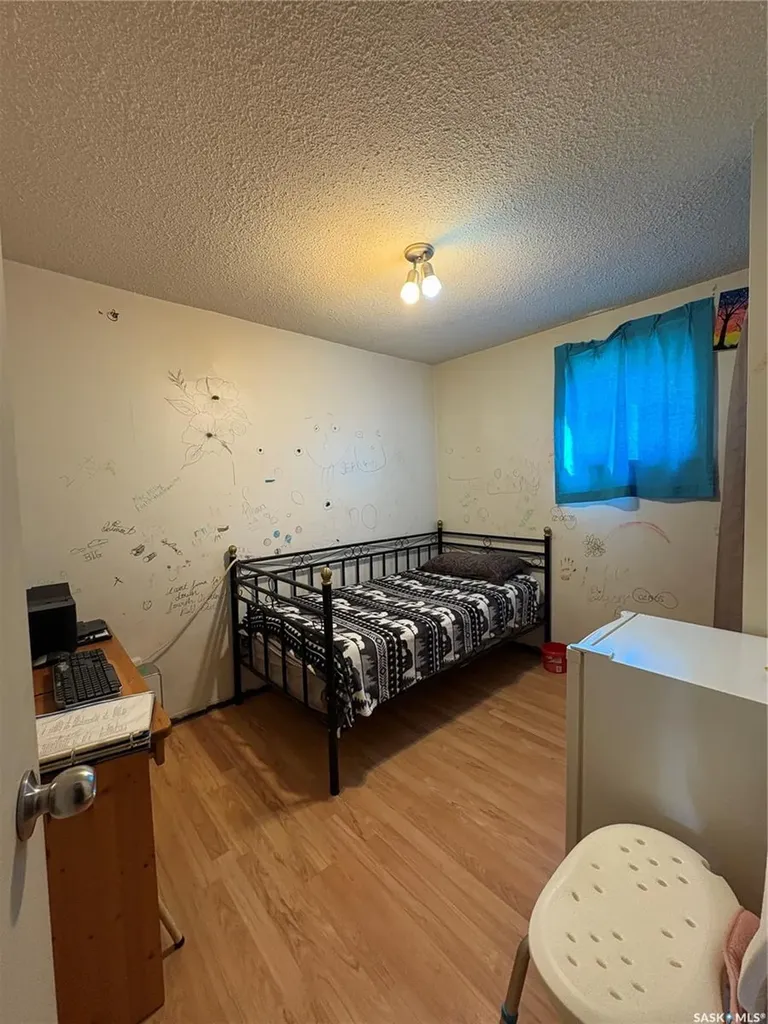 561 18th Street E Prince Albert SK S6V 1H8