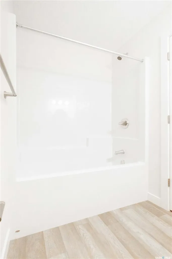 1337 Montague Street Regina SK S4T 3J1