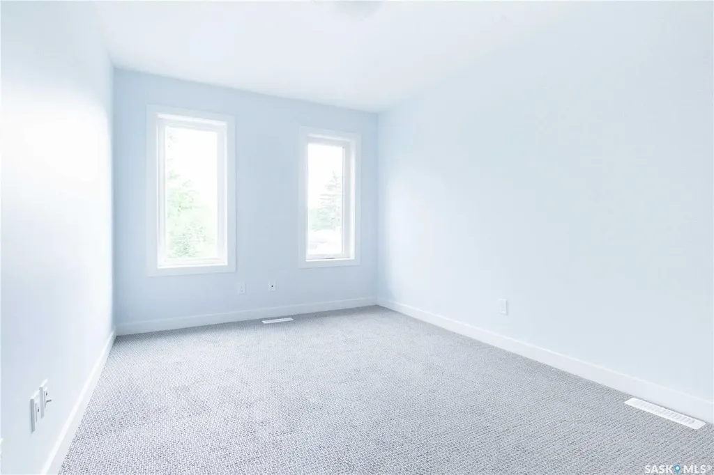 1337 Montague Street Regina SK S4T 3J1