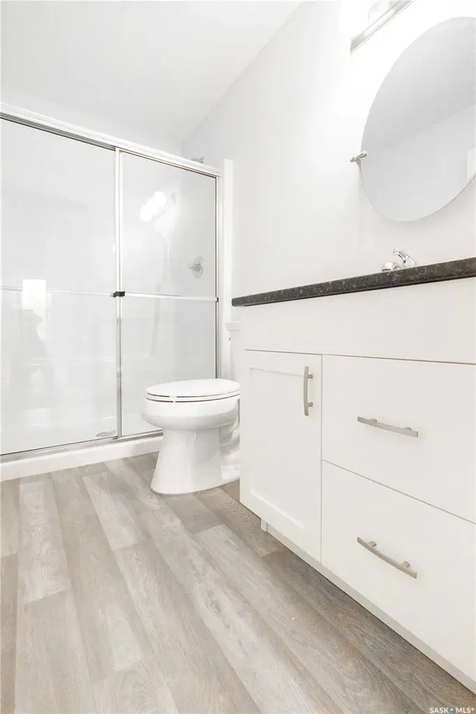 1337 Montague Street Regina SK S4T 3J1
