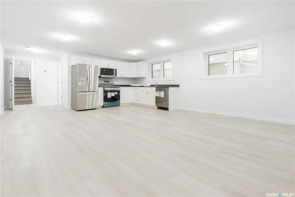 1337 Montague Street Regina SK S4T 3J1