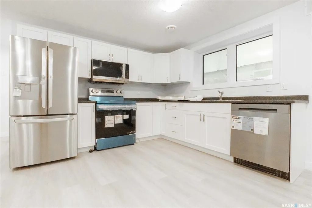 1337 Montague Street Regina SK S4T 3J1