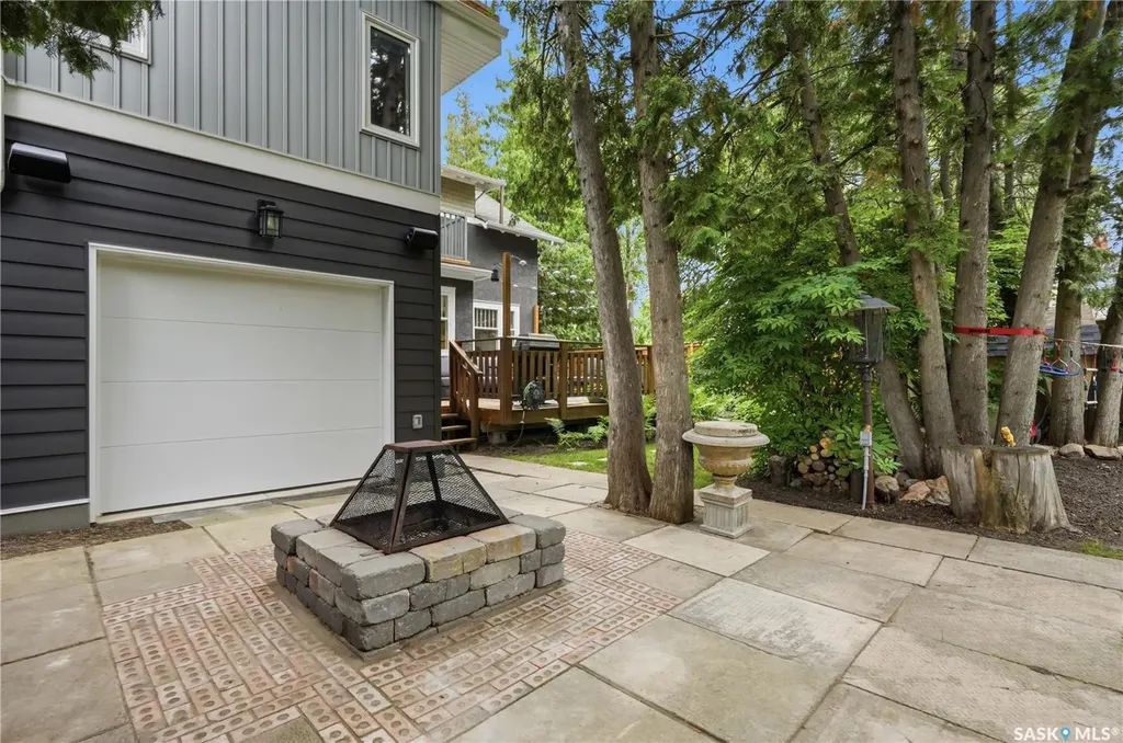 616 Rusholme Road Saskatoon SK S7L 0G7