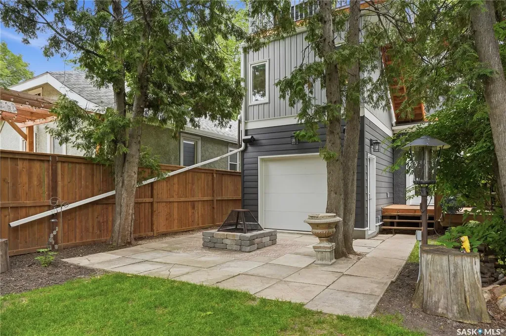 616 Rusholme Road Saskatoon SK S7L 0G7