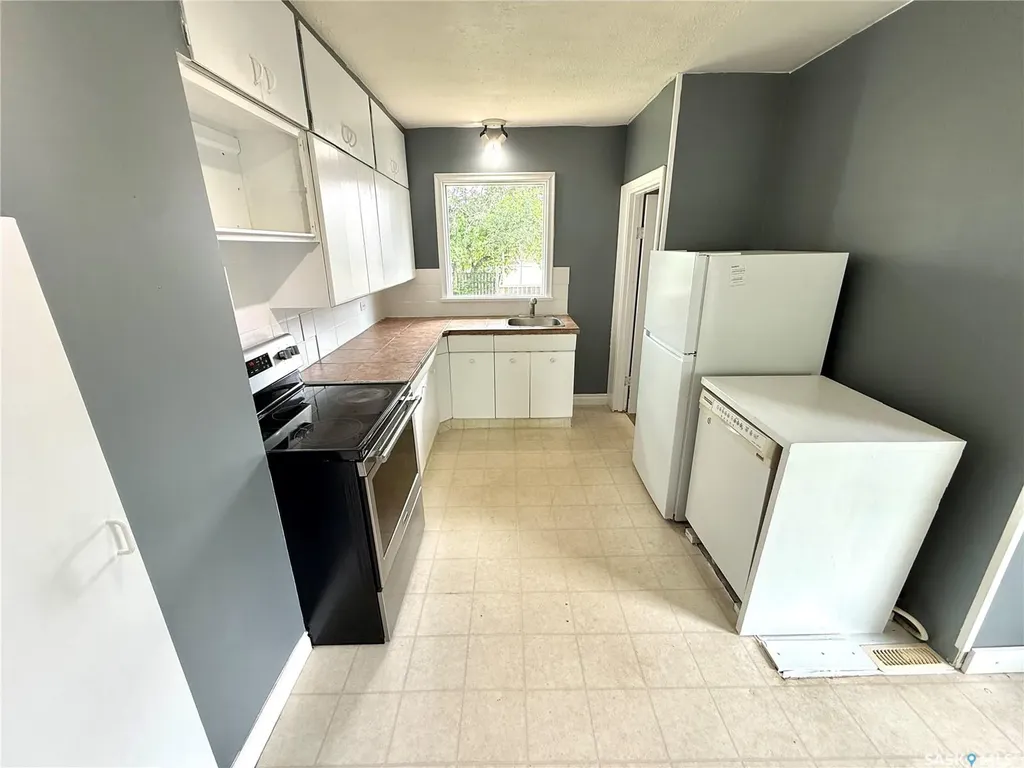 1482 95th Street North Battleford SK S9A 0G6