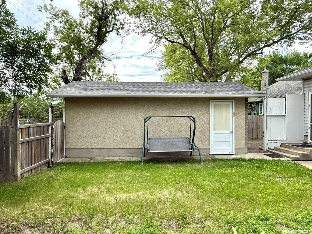 1482 95th Street North Battleford SK S9A 0G6