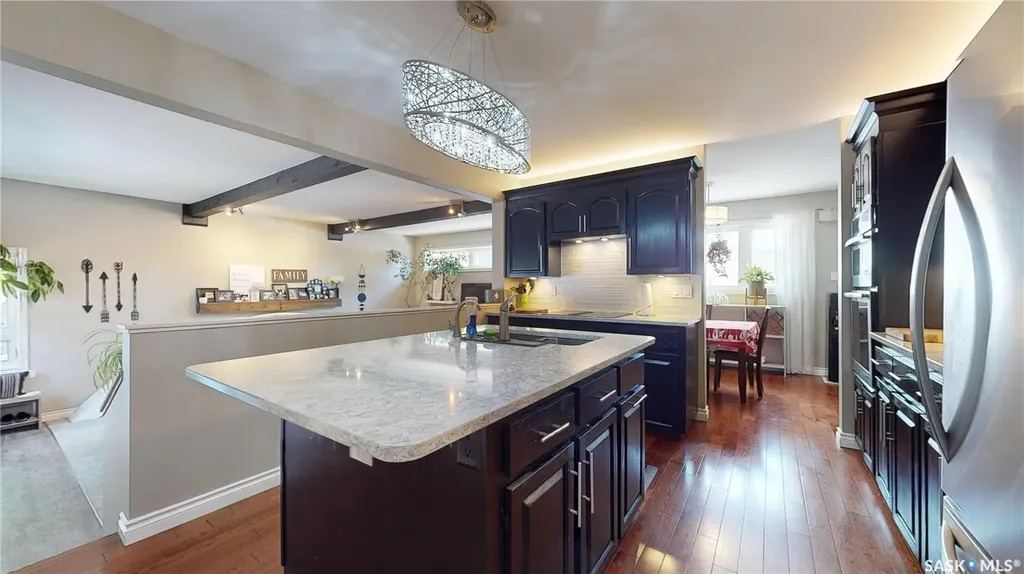 30 Rosewood Place Regina SK S4S 5N5
