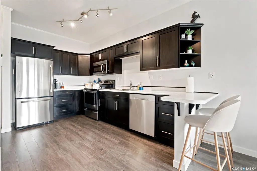 545 Hassard Close Saskatoon SK S7L 6V3