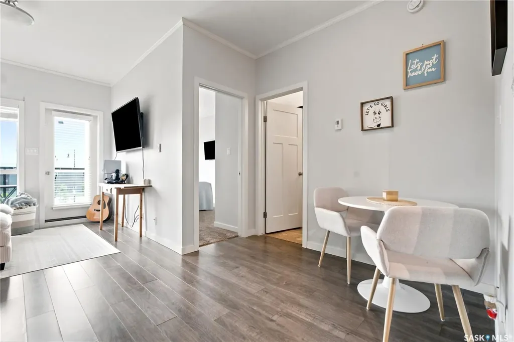545 Hassard Close Saskatoon SK S7L 6V3