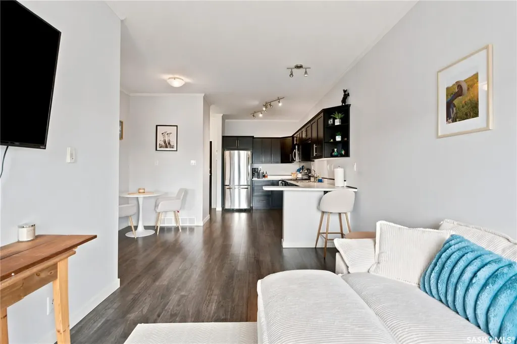 545 Hassard Close Saskatoon SK S7L 6V3