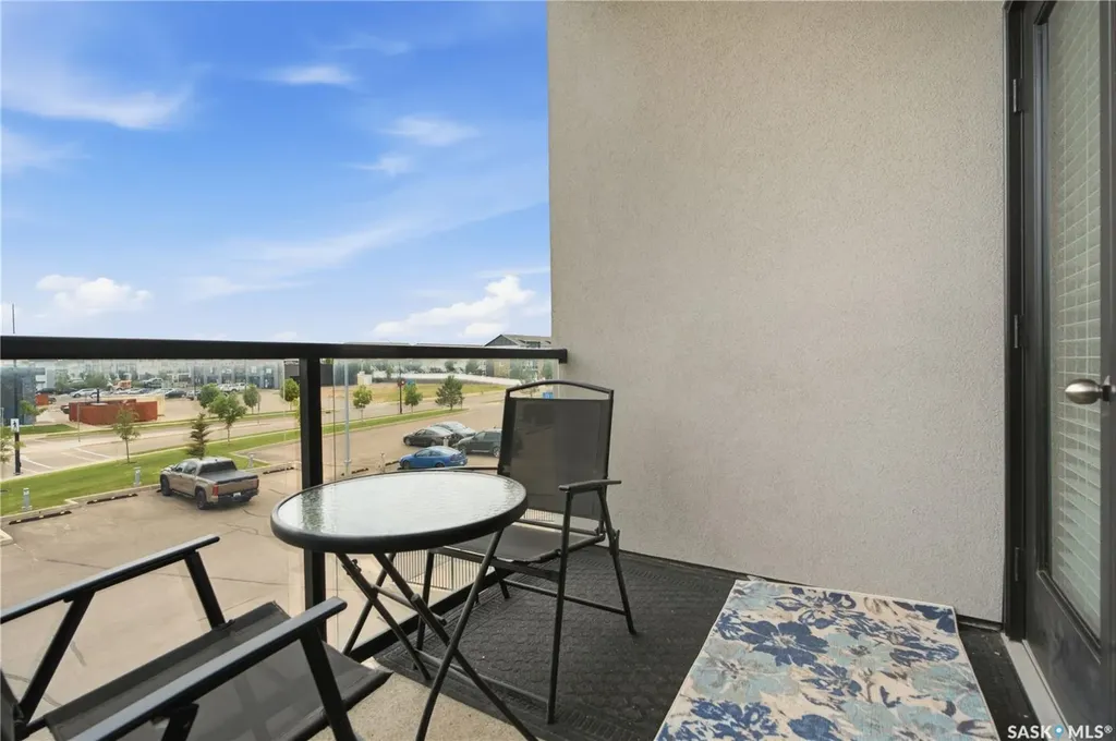 545 Hassard Close Saskatoon SK S7L 6V3