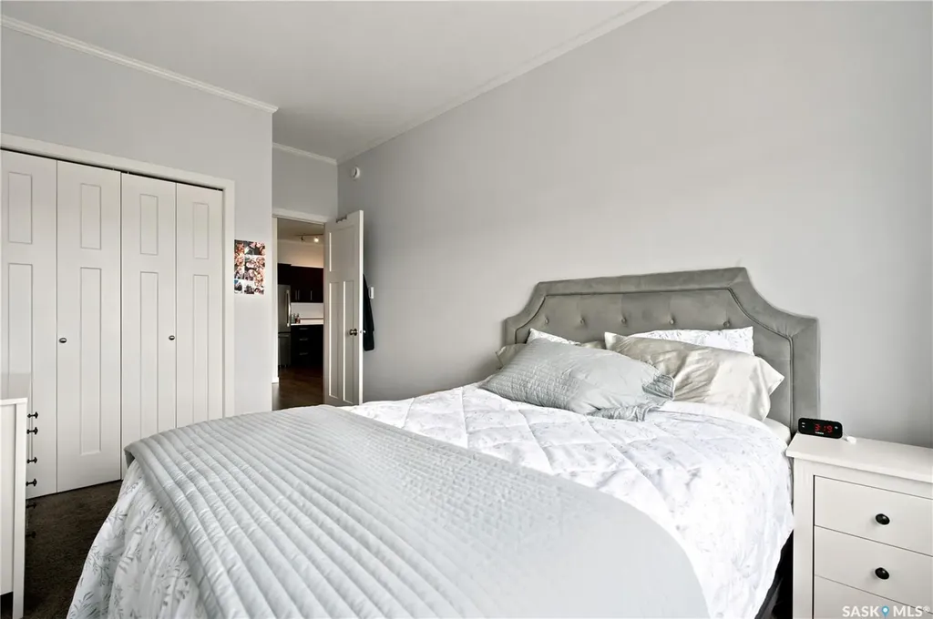 545 Hassard Close Saskatoon SK S7L 6V3