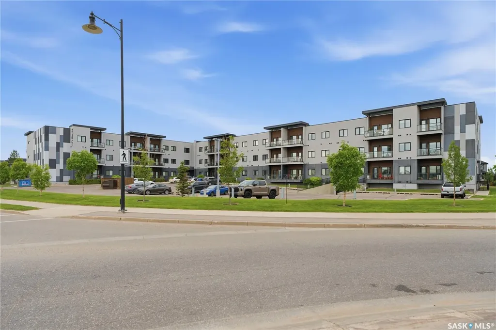 545 Hassard Close Saskatoon SK S7L 6V3